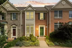 11762 Valley Ridge Cir, Fairfax, VA 22033 - Photo 1