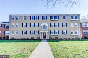 6726 W Wakefield Dr, Alexandria, VA 22307 - Photo 1