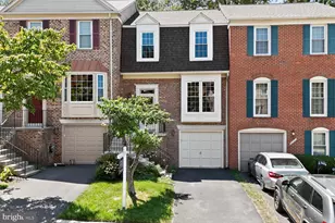 4231 Sleepy Lake Dr, Fairfax, VA 22033 - Photo 1