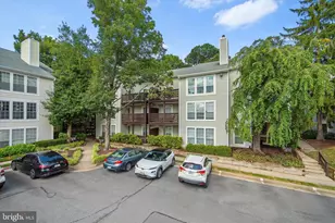 10192 Oakton Terrace Rd, Oakton, VA 22124 - Photo 1