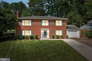 3212 Patrick Henry Dr, Falls Church, VA 22044 - Photo 1