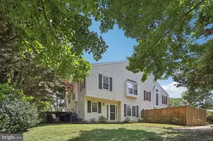 6110 Hoskins Hollow Cir, Centreville, VA 20121 - Photo 1