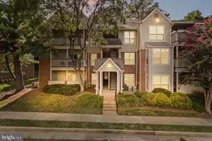 3910 Penderview Dr, Fairfax, VA 22033 - Photo 1