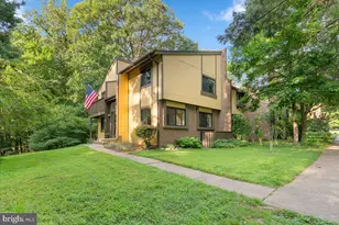 2224 Glencourse Ln, Reston, VA 20191 - Photo 1