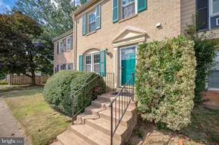 9908 Longford Ct, Vienna, VA 22181 - Photo 1