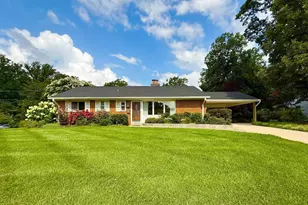 5413 Ives Pl, Springfield, VA 22151 - Photo 1