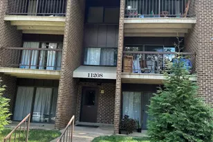 11208 Chestnut Grove Square, Reston, VA 20190 - Photo 1