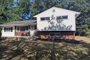 6327 Willowood Ln, Alexandria, VA 22310 - Photo 1