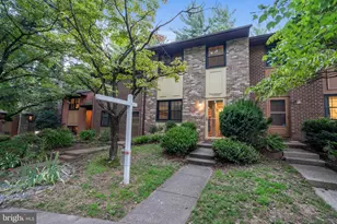 11330 Headlands Ct, Reston, VA 20191 - Photo 1