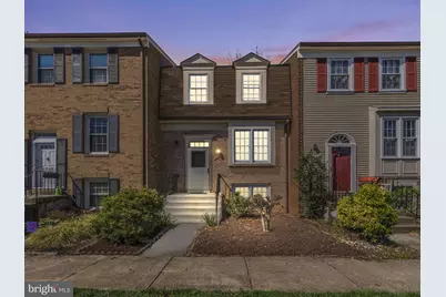 8638 Dellway Lane, Vienna, VA 22180 - Photo 1