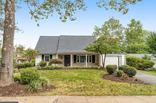 13212 Poplar Tree Rd, Fairfax, VA 22033 - Photo 1