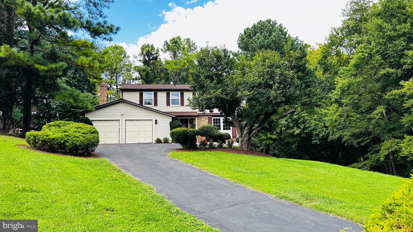 1140 Riva Ridge Dr, Great Falls, VA 22066 - MLS VAFX2263756 - Coldwell ...