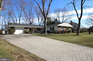 4113 Maureen Ln, Fairfax, VA 22033 - Photo 1