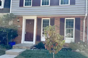 9165 Forest Lawn Ct, Springfield, VA 22152 - Photo 1