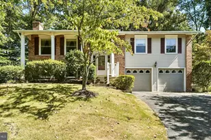 8926 Applecross Ln, Springfield, VA 22153 - Photo 1