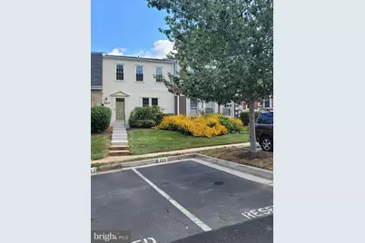 9165 Broken Oak Place #41C, Burke, VA 22015 - Photo 1