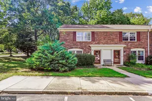 8425 Penshurst Dr, Springfield, VA 22152 - Photo 1