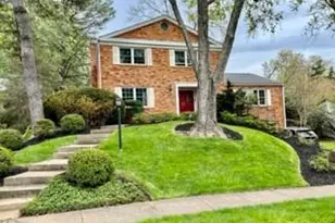 1323 MacBeth St, McLean, VA 22102 - Photo 1