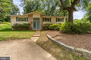 9883 Becket Ct, Fairfax, VA 22032 - Photo 1