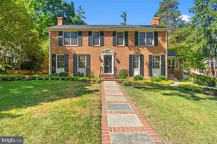 6206 Foxcroft Rd, Alexandria, VA 22307 - Photo 1