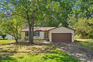 4503 Cub Run Rd, Chantilly, VA 20151 - Photo 1