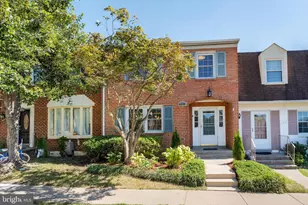 7462 Covent Wood Ct, Annandale, VA 22003 - Photo 1