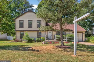 1415 Bayshire Ln, Herndon, VA 20170 - Photo 1