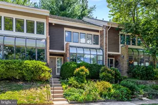 11009 Thrush Ridge Rd, Reston, VA 20191 - Photo 1