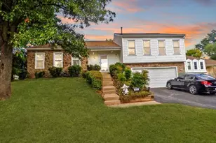 5515 Belle Pond Dr, Centreville, VA 20120 - Photo 1