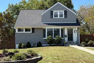 6720 Williams Dr, Alexandria, VA 22307 - Photo 1