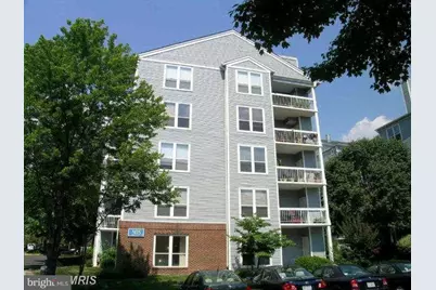 3175 Summit Square Drive #5-E5, Oakton, VA 22124 - Photo 1