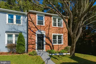 8015 Steeple Chase Ct, Springfield, VA 22153 - Photo 1