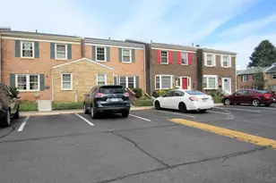 3137 Cedar Grove Dr, Fairfax, VA 22031 - Photo 1