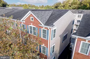 4628 Battenburg Ln, Fairfax, VA 22030 - Photo 1