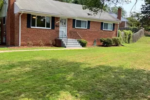 3901 Longstreet Ct, Annandale, VA 22003 - Photo 1