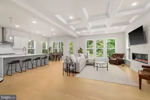 4615 Wood Gln Rd, Fairfax, VA 22032 - Photo 1