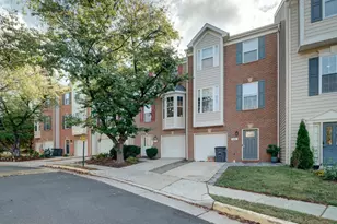 4643 Deerwatch Dr, Chantilly, VA 20151 - Photo 1