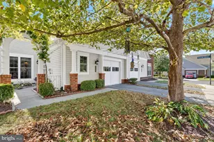 8409 Snapdragon Pl, Lorton, VA 22079 - Photo 1