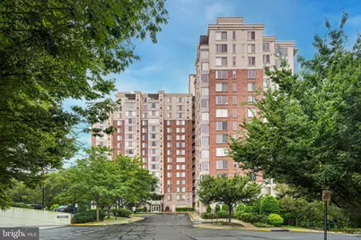 2726 Gallows Road #801, Vienna, VA 22180 - Photo 1