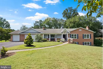 736 Lawton Street, McLean, VA 22101 - Photo 1