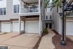 4512 Superior Square, Fairfax, VA 22033 - Photo 1