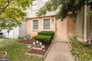 6320 Lightburn Ct, Centreville, VA 20120 - Photo 1