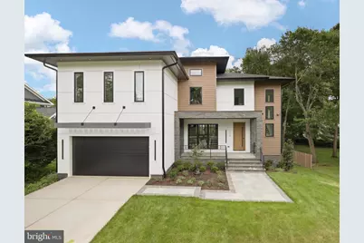 310 Johnson Street SW, Vienna, VA 22180 - Photo 1