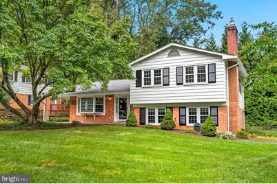 1722 Pine Valley Drive, Vienna, VA 22182 - Photo 1