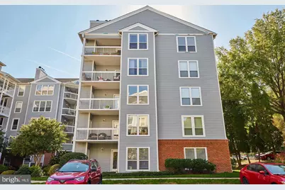 3178 Summit Square Drive #3-A2, Oakton, VA 22124 - Photo 1