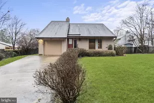 7005 Brookington Ct, Alexandria, VA 22306 - Photo 1