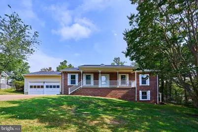 8332 Hilltop Avenue, Vienna, VA 22182 - Photo 1