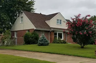 6930 Columbia Dr, Alexandria, VA 22307 - Photo 1