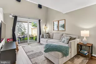 7206 Lavender Ln, Springfield, VA 22150 - Photo 1