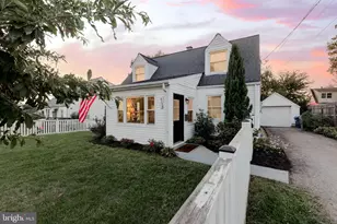 6114 Bangor Dr, Alexandria, VA 22303 - Photo 1